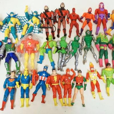 1177	LARGE LOT OF VINTAGE ACTION FIGURES. AS FOUND
