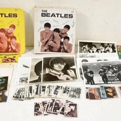 1007	THE BEATLES LOT OF COLLECTIBLES INCLUDES PARTIAL TRADING CARD SETS, DIG MAGAZINE *BEATLES FUN KIT* HAS DISCOLORATION, MAY NOT BE...