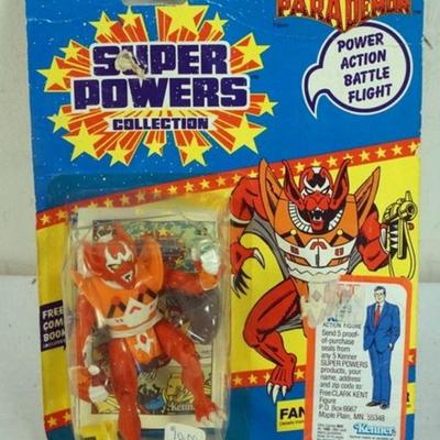 1133	SUPER POWERS COLLECTION ACTION FIGURE *SUPERMAN*, KENNER 1985, SEALED
