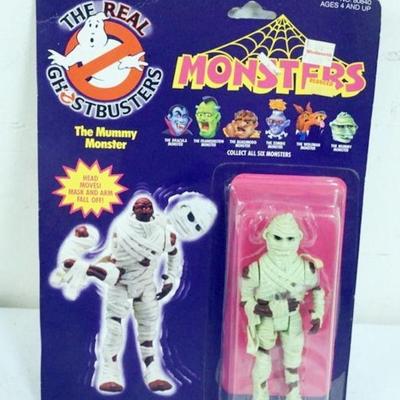 1102	THE REAL GHOST BUSTERS WINSTON ZEDDMORE AND WRAPPER GHOST, SEALED
