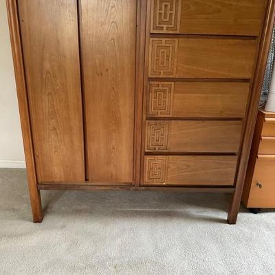 MCM 1960â€™s dresser