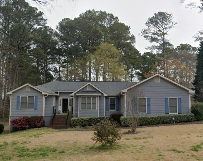 50 off Sunday. Awesome Sale in Dacula by Rocket Estate Sales