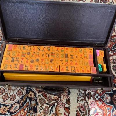 Antique Mahj set