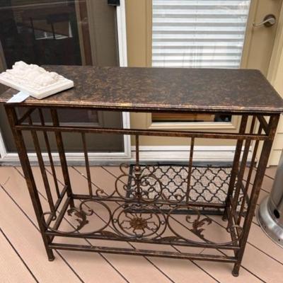 Metal entry table