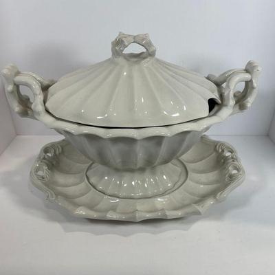 Red Cliff Ironstone Tureen