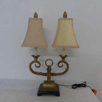 Vintage Hollywood Regency Sculptured 2 Arm Table Lamp