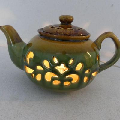 Vintage Ceramic Reticulated Teapot Light - Browns/Greens