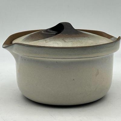 Vintage Peter Pots Pottery Covered Casserole
