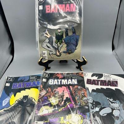 DC Batman Year One Parts 1-4 Comic Books
