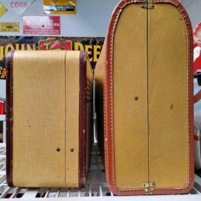 #2714 â€¢ Vintage Suitcases