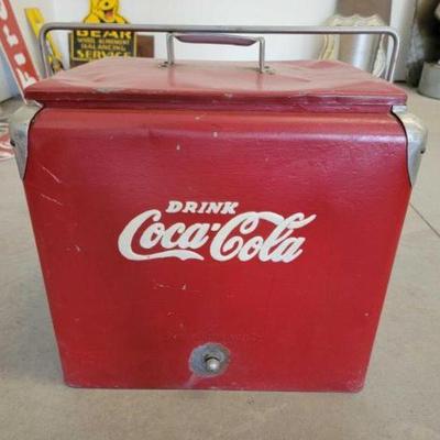 #500 â€¢ Coca-Cola Ice Chest