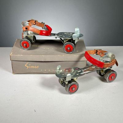 UNION 5 VINTAGE ROLLER SKATES | Vintage Adjustable roller skates in a Simco box