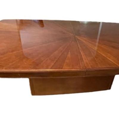 Neat Dining Room Table