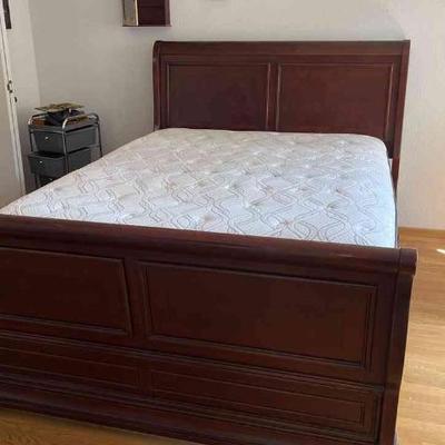 Queen Bed with clean mattress optional