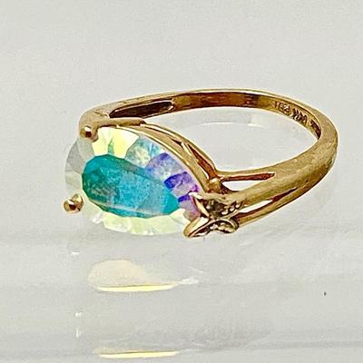 Lot #81 - 14K Gold Ring with Pear Shaped Cut Stone & Sweet Tiny Butterfly