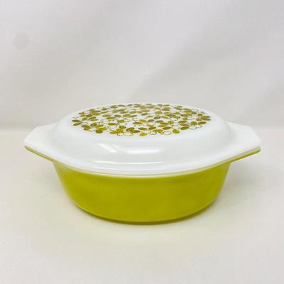 Lot #111  -  Vintage 1960's Ovenware Pyrex Verde Green Olives 1.5 Qt Casserole w/ Lid- Oval Shaped #043