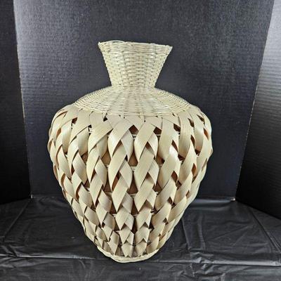 Large White Wicker Bottleneck Decorative Basket with Braided Effect - 16