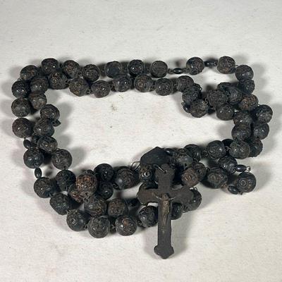 LARGE WOODEN ROSARY BEADS AND CROSS | Black carved wood rosary beads with cross. Dimensions: l. 49 in