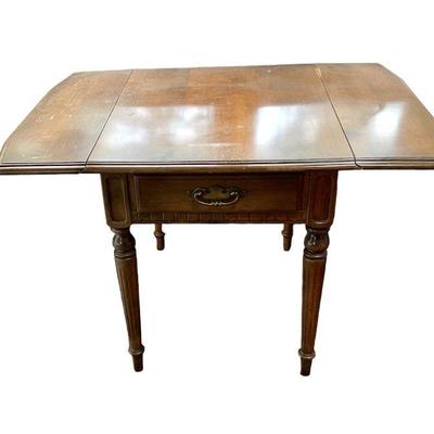 Ethan Allen One drawer Drop leaf table
