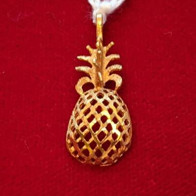14k pineapple pendant/charm