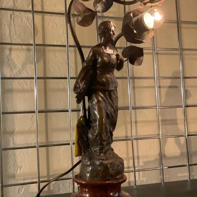 Bronze lamp 