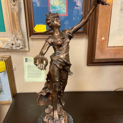 Lady victory bronze 