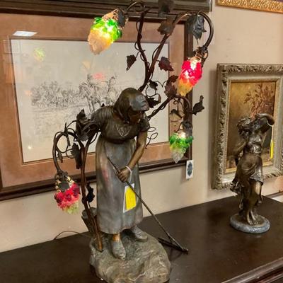 Bronze lady reaper lamp 