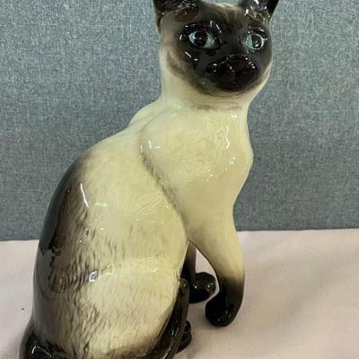 Beswick Siamese Cat