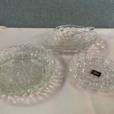 3 small glass dishes