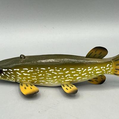 Northern Pike Wooden Fish Signed Ice Fishing Decoy
Signed by James Stangland, this is an ice fishing decoy in such great condition it may...