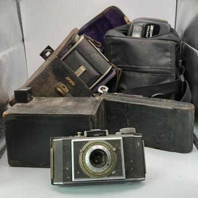 Old Cameras Mystery Lot
Includes Kodak Bantam