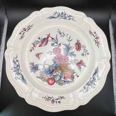 Williamsburg Potpourri Wedgwood Floral Plate
