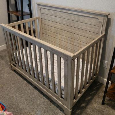 Toddler Bed/Crib