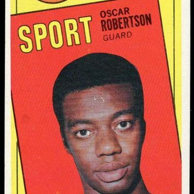 1970 TOPPS OSCAR ROBERTSON ALL STAR TALL BOY - HALL OF FAMER