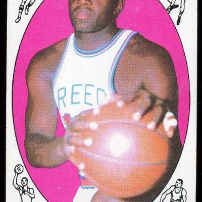 1969-70 TOPPS WILLIS REED TALL BOY - HALL OF FAMER