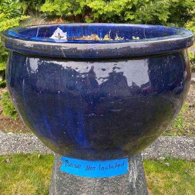 Large blue pot