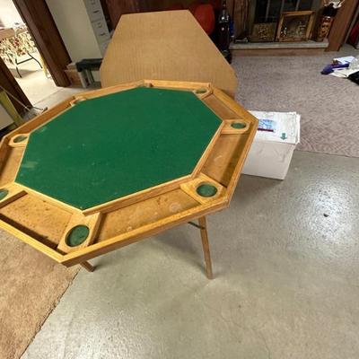 Poker Table