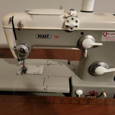 Pfaff 360 sewing machine 