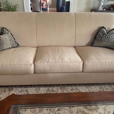 Duralee sofa $799
95 X 38 X 38