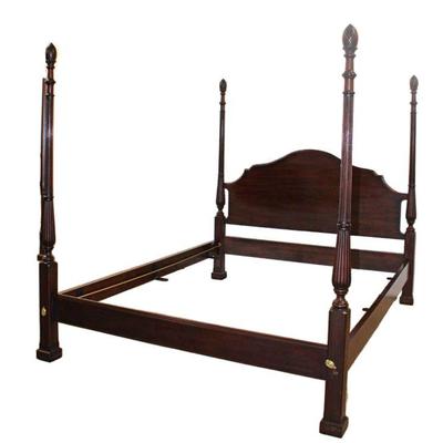
Lot 107
Henkel Harris solid mahogany traditional style 4 poster queen size bed with pineapple tops and rails
