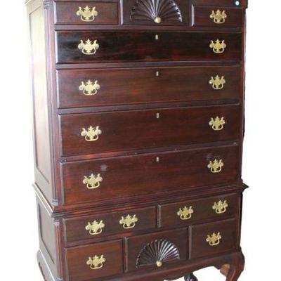 
Lot 361
Semi antique 2pc solid mahogany 10 drawer ball and claw high boy
