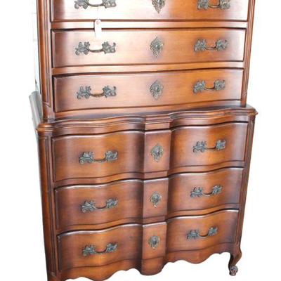 
Lot 233
Vintage French style mahogany 6 drawer high chest
