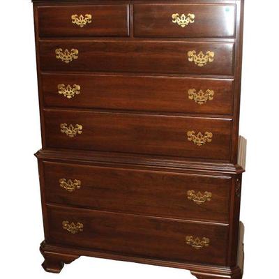 
Lot 112
Nice Ethan Allen solid cherry 7 drawer high chest
