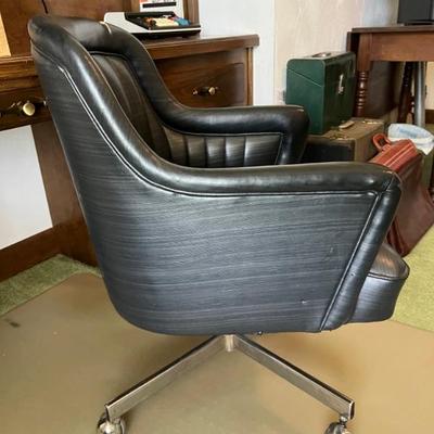 Barrel office chair $45