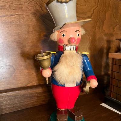 RARE Steinbach German Nutcracker "Town Crier" $80
