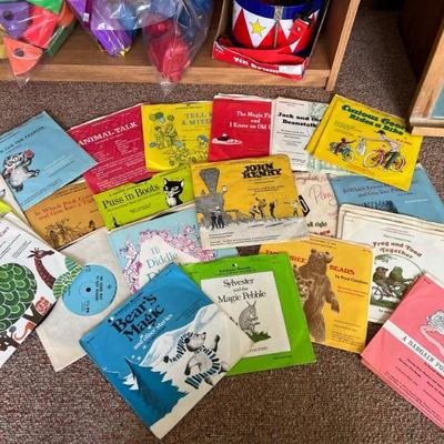 Children's records .50 ea.
Books w/records $1.50 each
Discounts for multiples