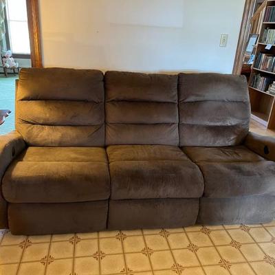 Power recliner sofa $260
matching loveseat