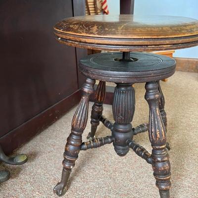 Victorian glass ball & claw piano stool $80