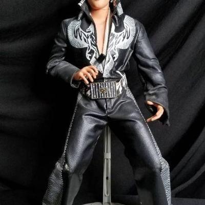 Elvis World Doll With Kaiser Stand