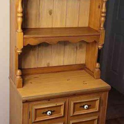Wooden Hutch Bookcase with 2 Door Storage Area